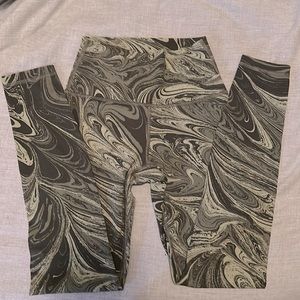 Athleta XS Transcend 7/8 Tight Legging NEVER WORN